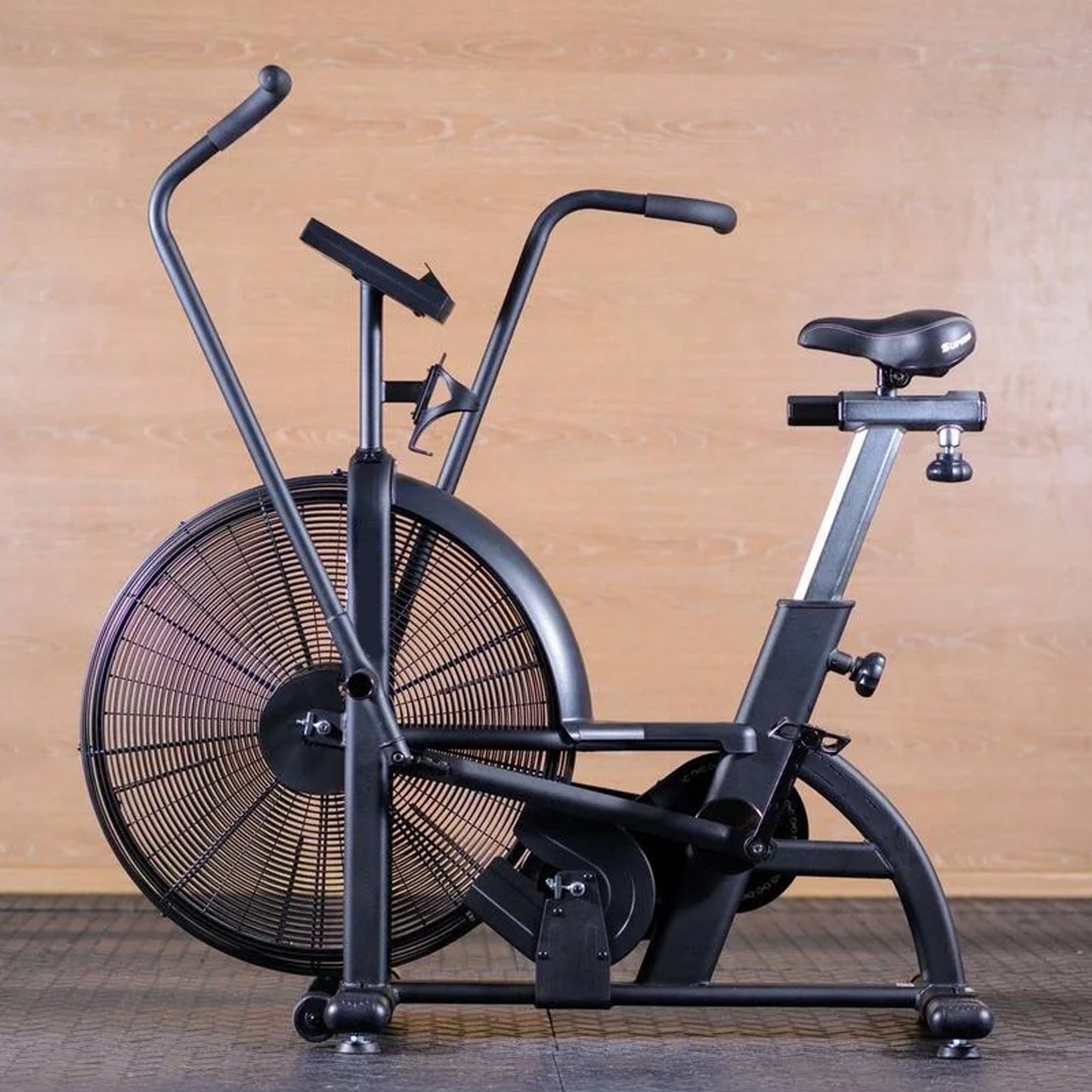Heavy-Duty Assault Air Bike with LCD Display – Full-Body Self-Powered Cardio Machine for Home or Gym | Unlimited Resistance for All Fitness Levels